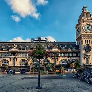 Petit Gare De Lyon Paris